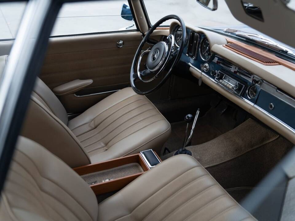 Immagine 41/93 di Mercedes-Benz 230 SL (1965)