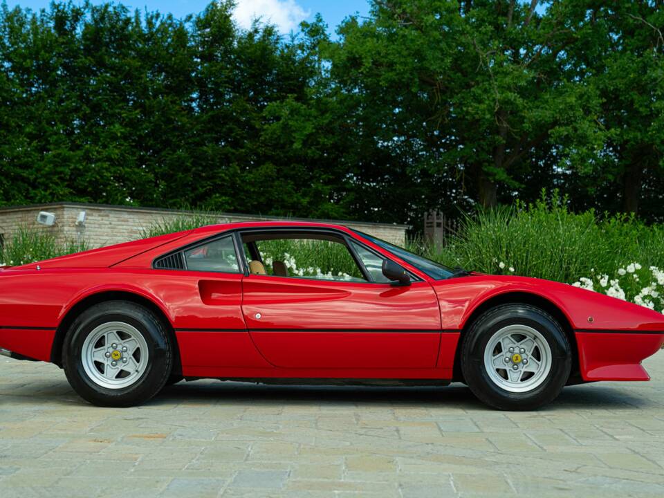 Image 7/50 of Ferrari 308 GTB (1981)