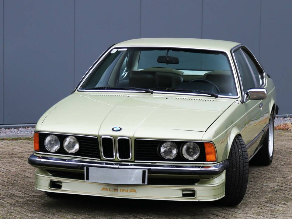 Bild 23/32 von BMW 633 CSi (1978)