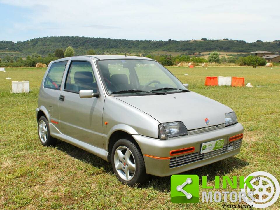 Image 1/10 de FIAT Cinquecento Sporting (1998)