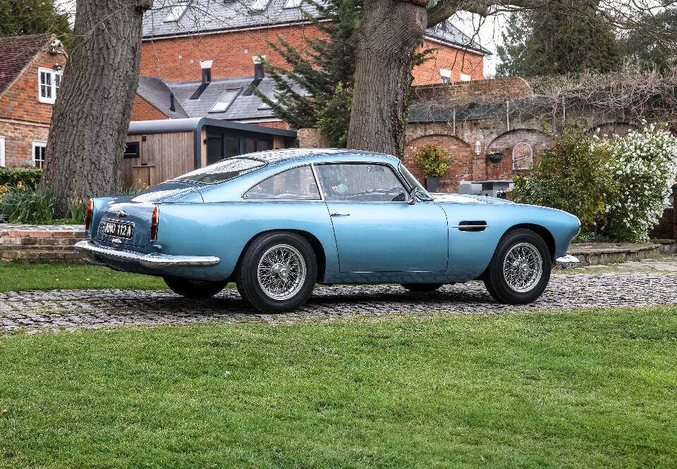 Afbeelding 15/30 van Aston Martin DB 4 (1959)