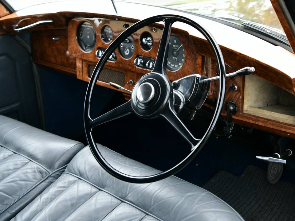 Immagine 46/66 di Rolls-Royce Silver Cloud II (1960)