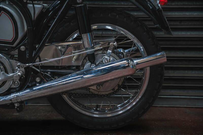 Immagine 35/38 di Norton Dominator Slimline TT (1961)