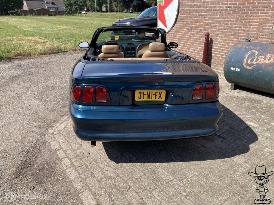 Image 26/46 of Ford Mustang (1995)
