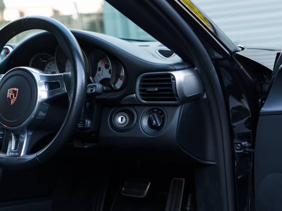 Bild 31/46 von Porsche 911 Turbo S (2012)