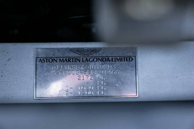 Image 28/50 of Aston Martin Vanquish Volante (2014)