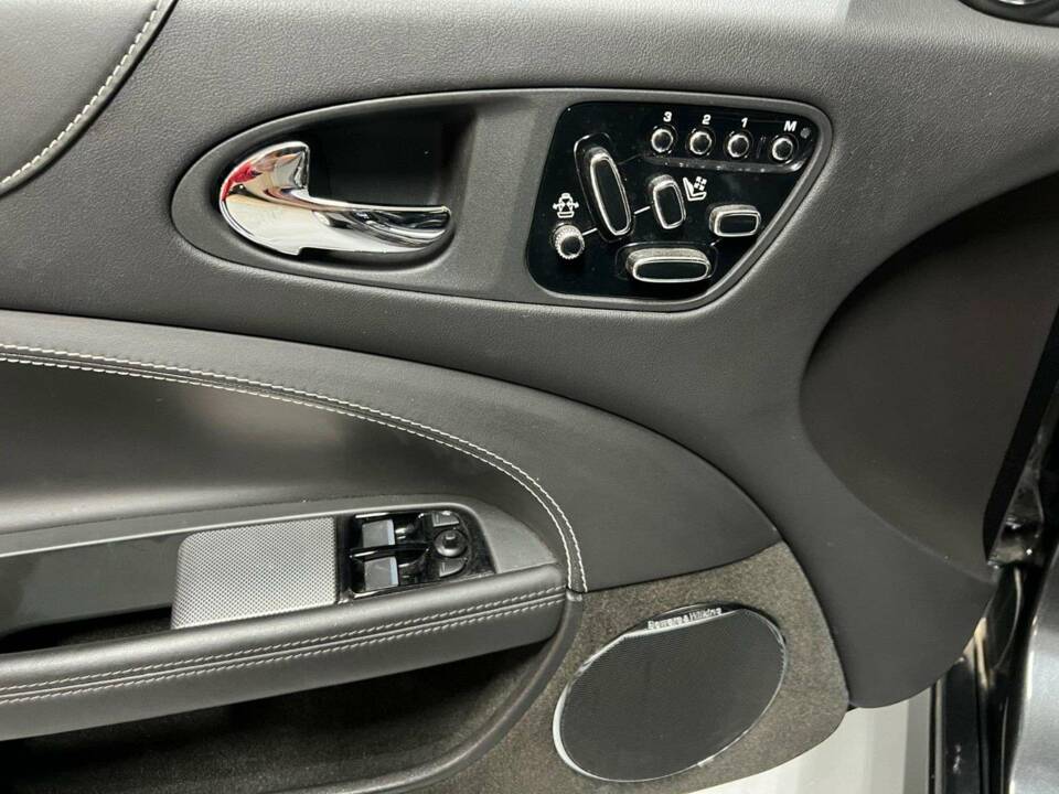 Afbeelding 13/17 van Jaguar XKR (2013)