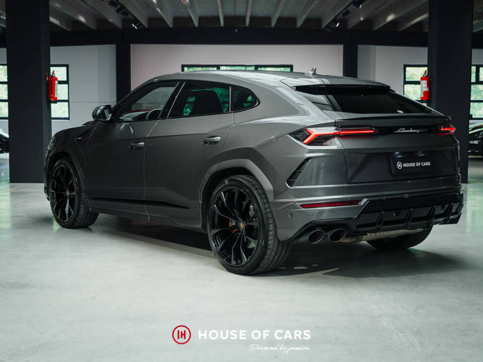 Bild 9/25 von Lamborghini Urus (2022)