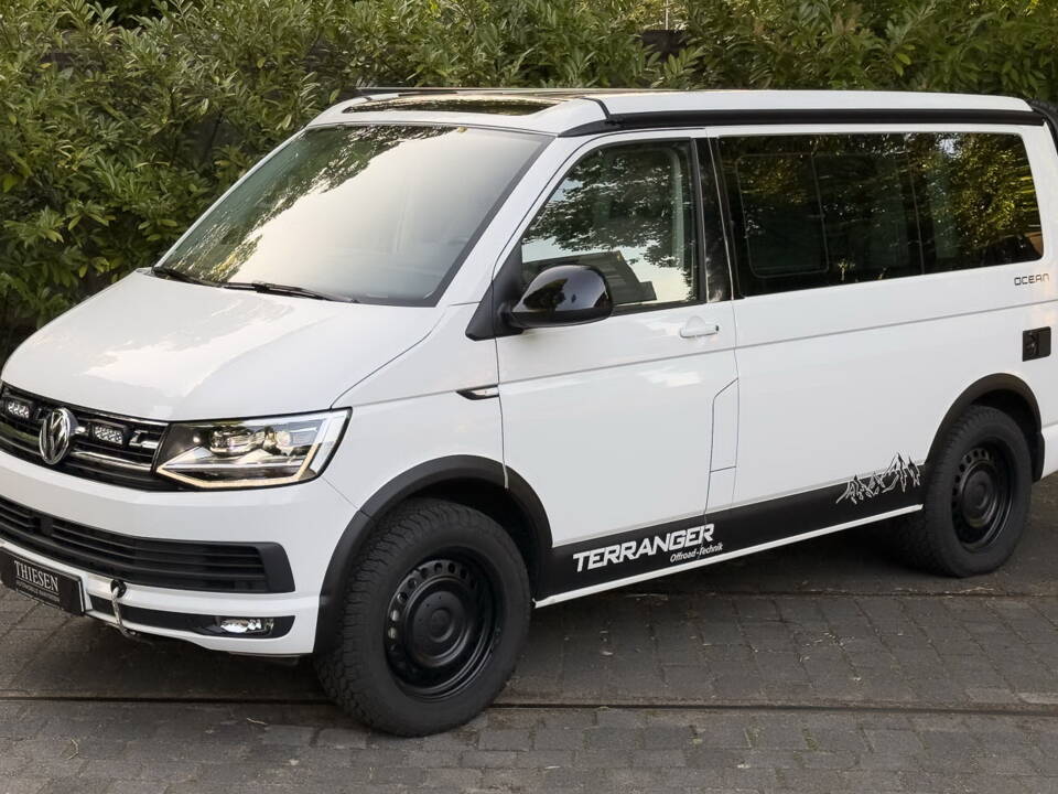 Bild 1/32 von Volkswagen T6 Multivan 2.0 TDI (2017)