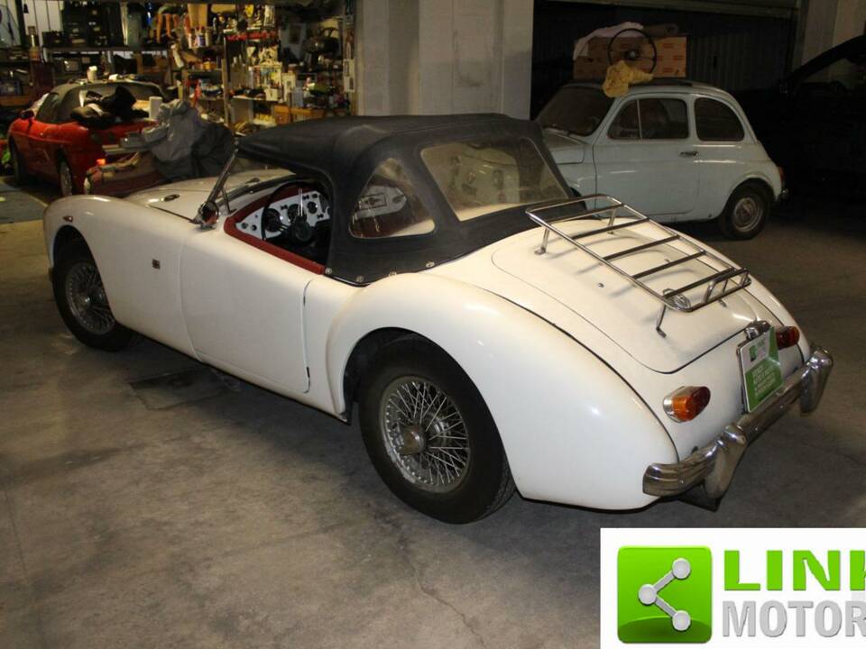 Imagen 7/10 de MG MGA 1500 (1956)