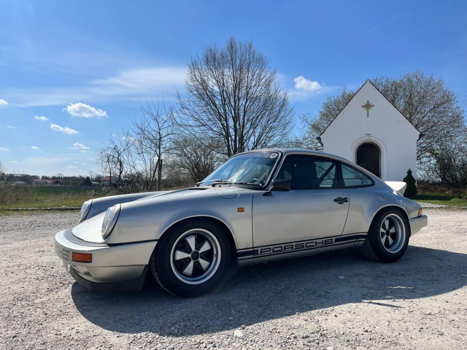 Image 17/62 of Porsche 911 Carrera 3.2 (1984)
