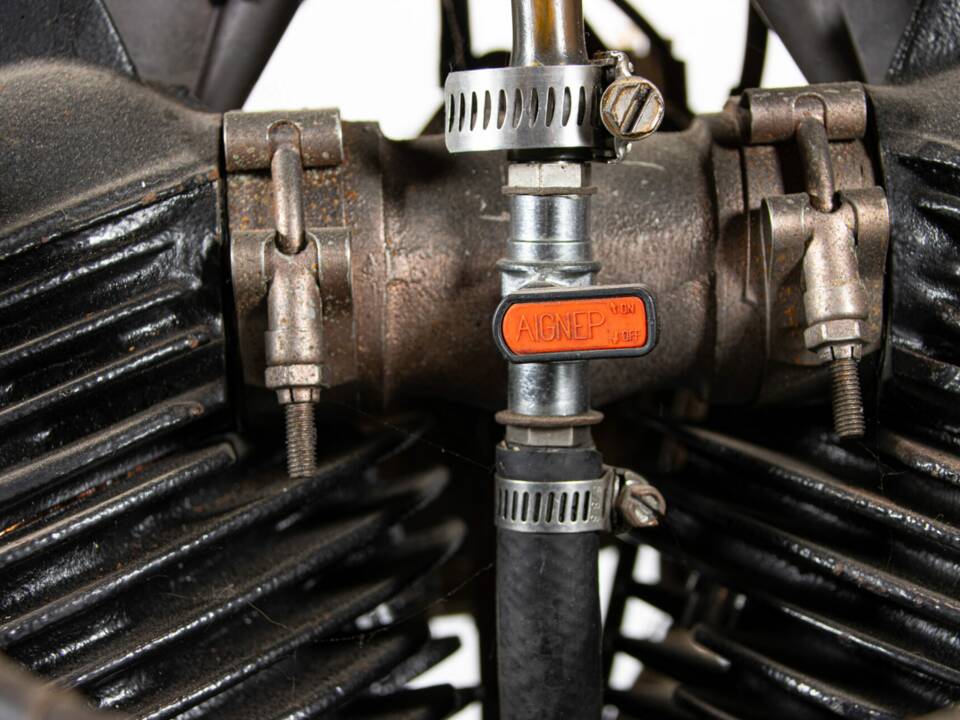 Image 50/50 of Harley-Davidson FXSTC 1340 Softail Custom (1989)