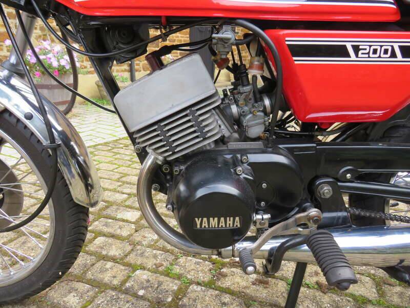 Image 4/40 of Yamaha RD 200 (1978)