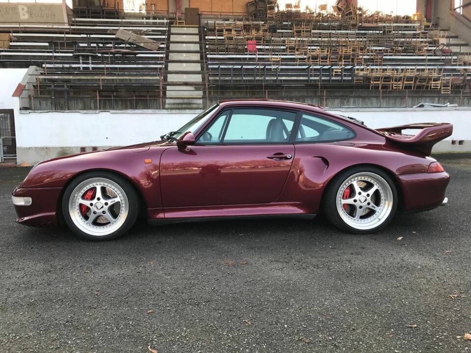 Image 5/8 of Porsche 911 Turbo (1996)