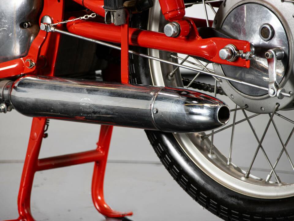 Bild 17/50 von Gilera 175 Sport (1958)