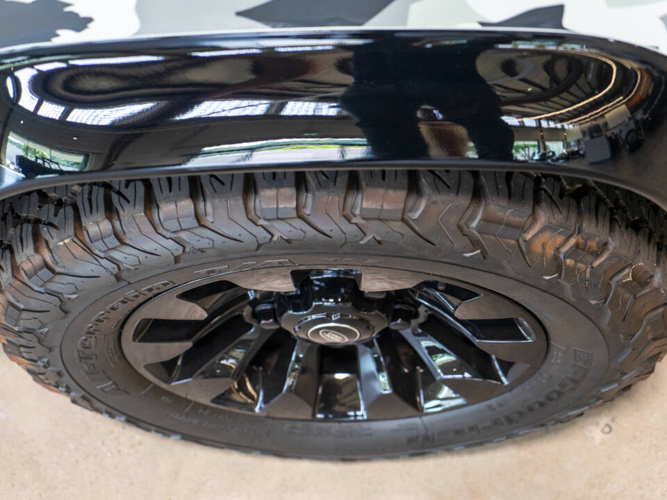 Bild 9/30 von Land Rover Defender 90 Works V8 (2012)