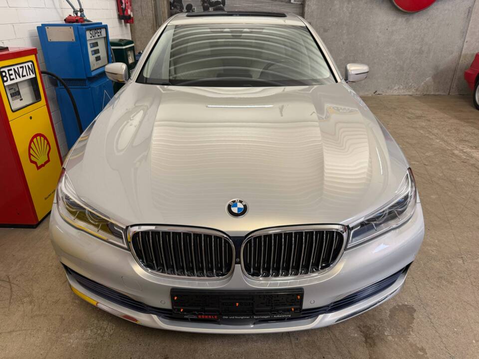 Bild 4/23 von BMW 730d (2016)