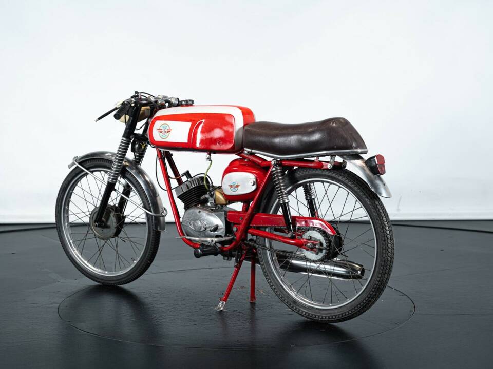 Bild 8/31 von BM Jaguarino 50 (1963)