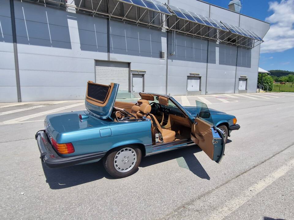 Image 43/53 de Mercedes-Benz 560 SL (1986)