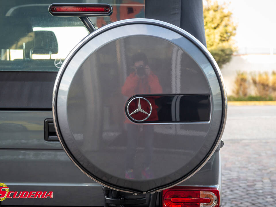 Image 14/25 of Mercedes-Benz G 350 CDI (2009)