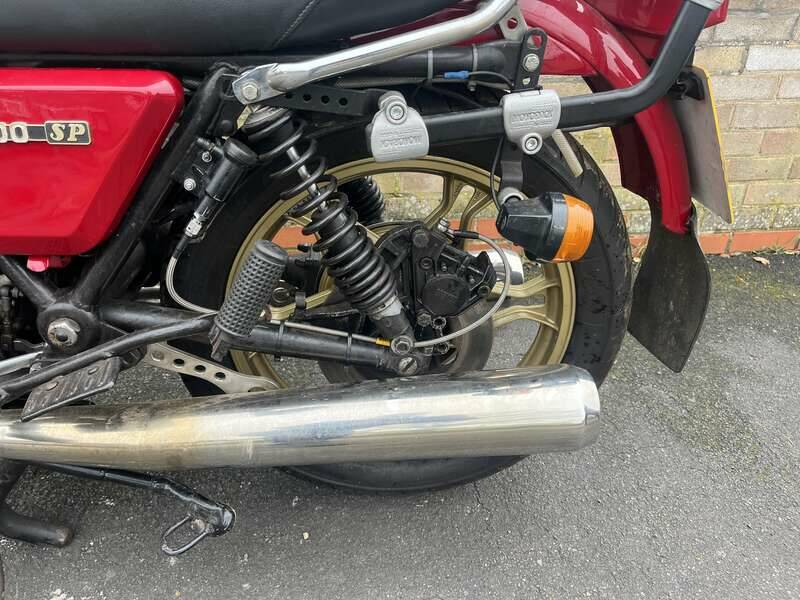 Image 23/26 of Moto Guzzi 1000 SP (1980)