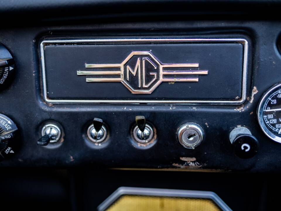 Bild 43/46 von MG MGB (1964)