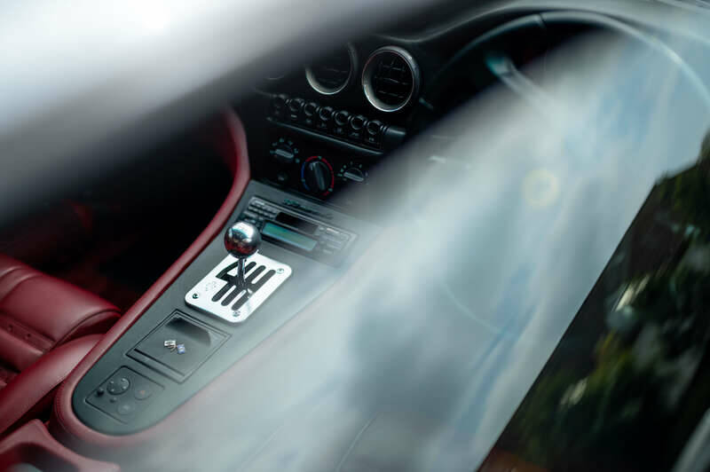 Image 18/50 of Ferrari 550 Maranello (1999)