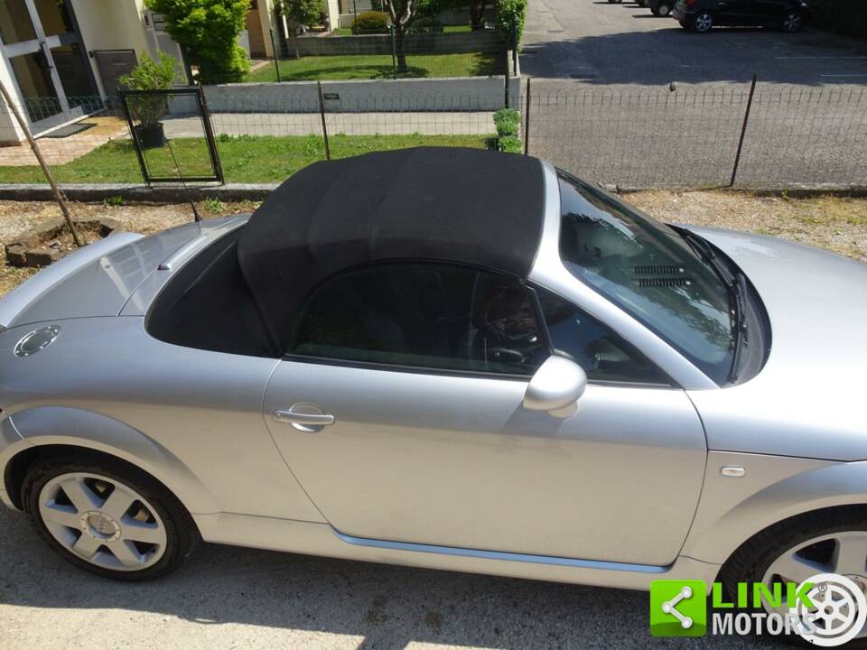 Bild 39/40 von Audi TT 1.8 T (2000)
