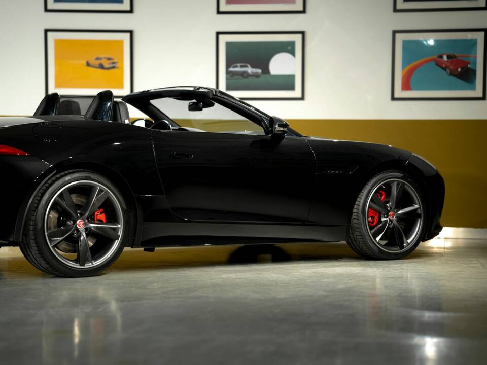 Bild 20/44 von Jaguar F-Type S (2014)