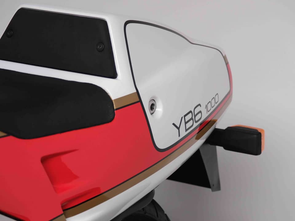 Image 48/95 of Bimota YB6 (1990)