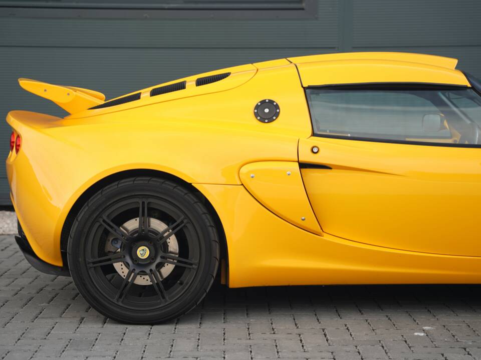 Image 23/50 of Lotus Exige S 240 (2008)