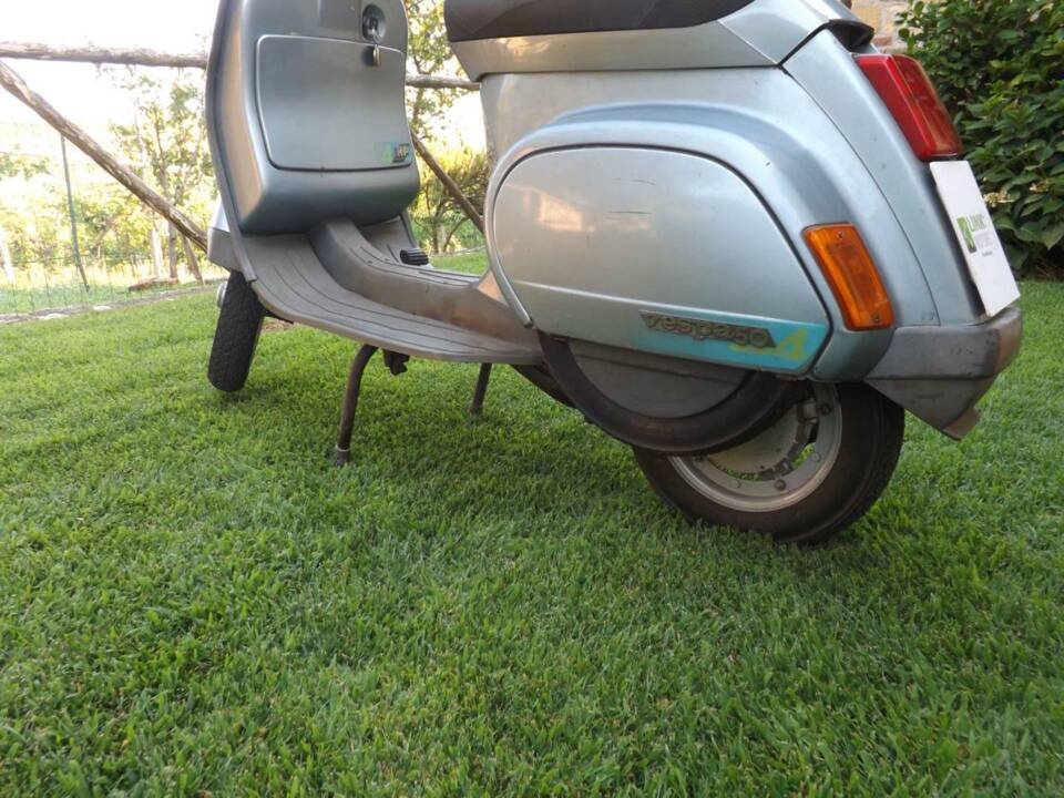 Immagine 7/50 di Piaggio Vespa 50 HP (1995)