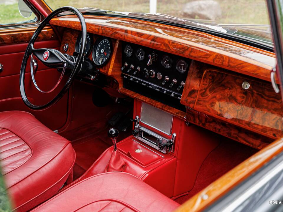 Bild 29/55 von Jaguar Mk II 3.8 (1963)