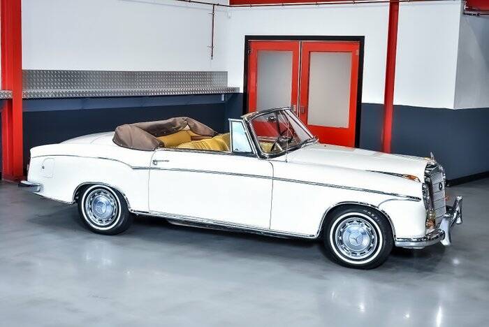 Bild 6/7 von Mercedes-Benz 220 S Cabriolet (1958)