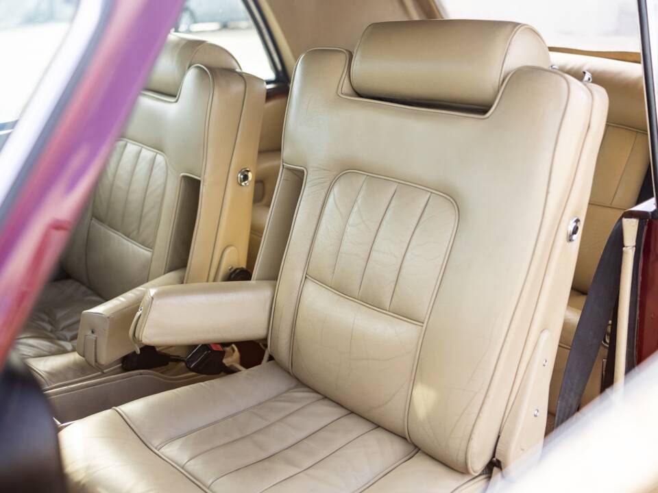 Afbeelding 13/50 van Rolls-Royce Corniche I (1982)