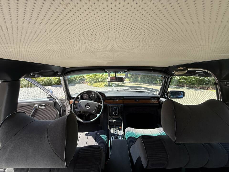 Imagen 33/42 de Mercedes-Benz 450 SEL 6,9 (1975)