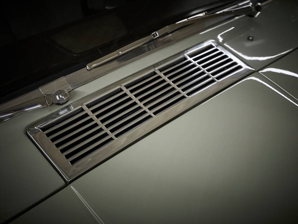 Image 37/96 de Borgward P 100 2.3 Litre (1960)