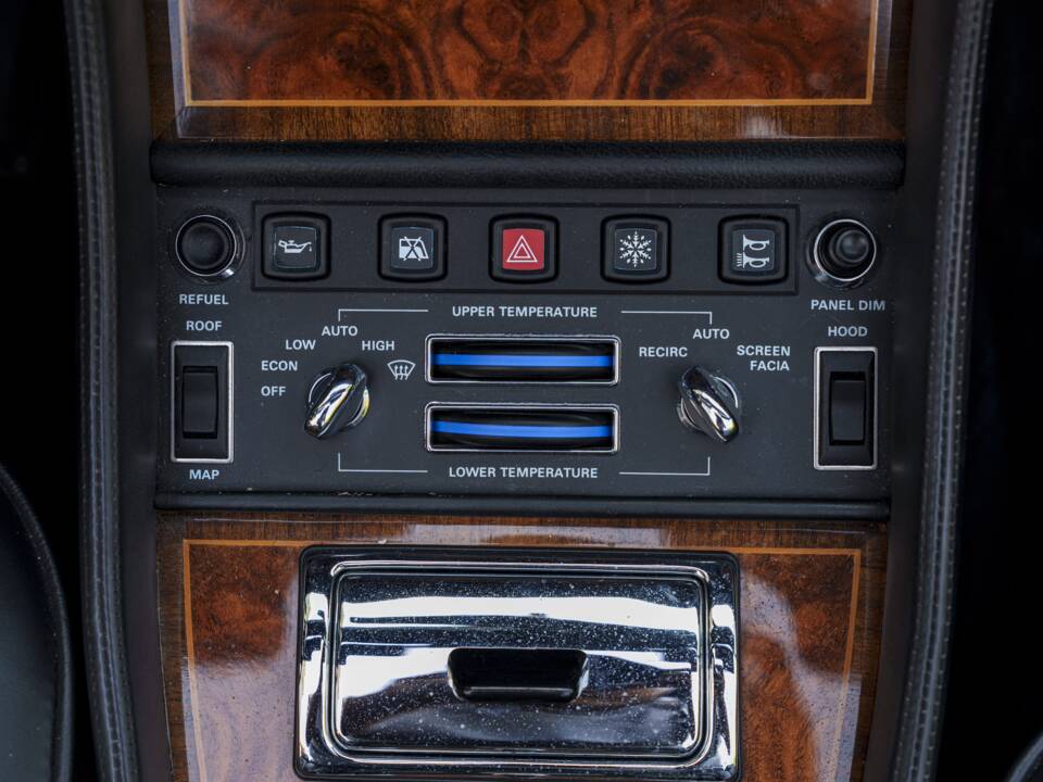 Image 24/32 de Bentley Continental (1993)