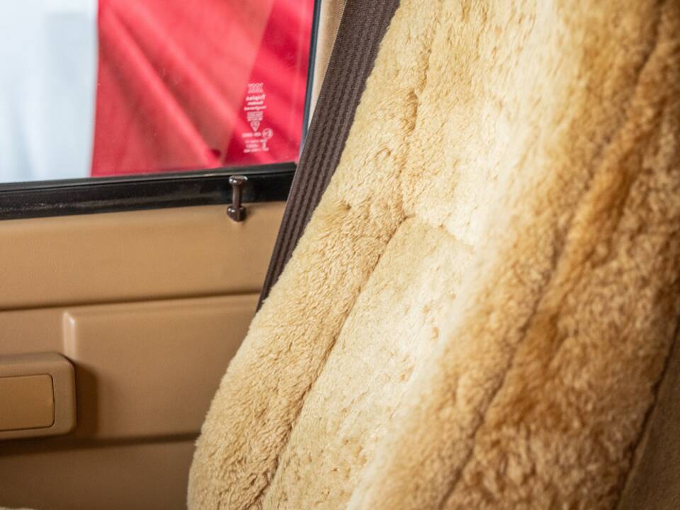 Bild 38/66 von Land Rover Range Rover Classic Rometsch (1985)