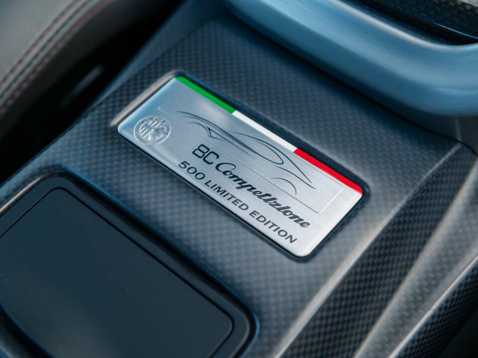 Bild 28/34 von Alfa Romeo 8C Competizione (2008)