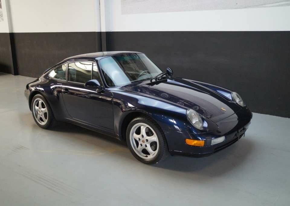 Image 2/50 of Porsche 911 Carrera (1995)
