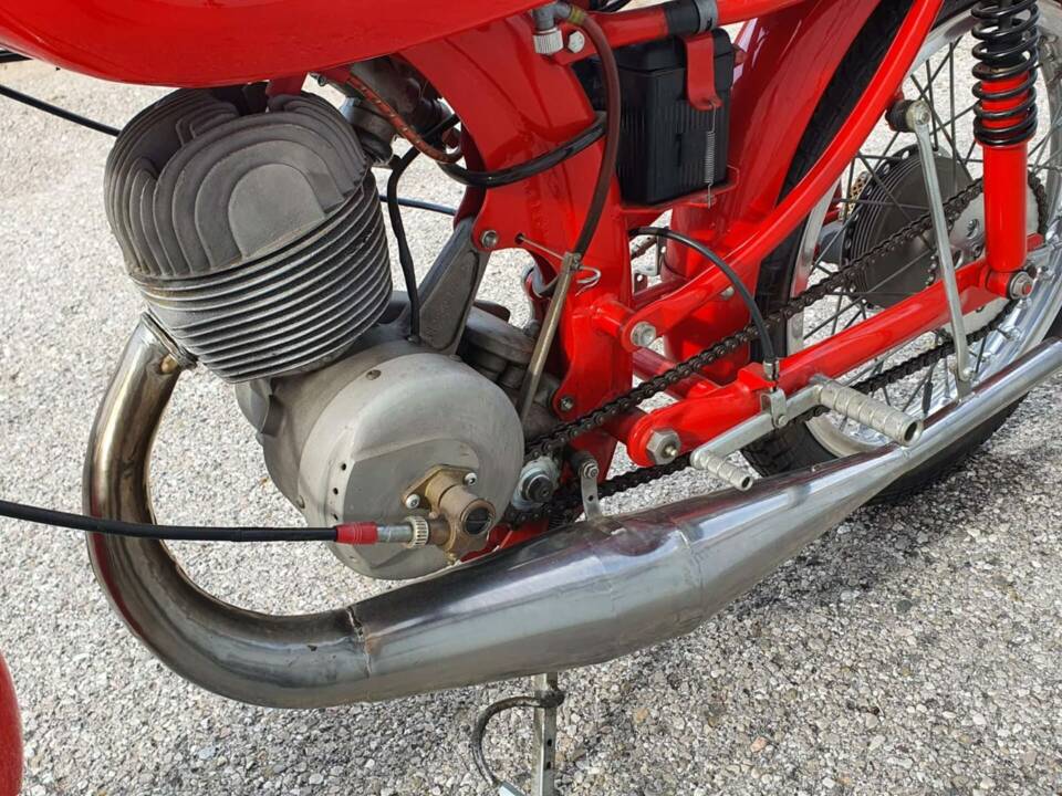 Imagen 19/19 de Benelli DUMMY (1951)