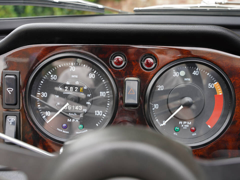 Immagine 48/50 di Triumph TR 6 (1971)