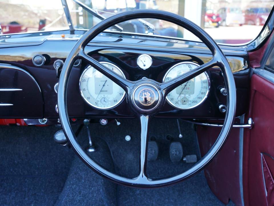 Immagine 7/50 di Alfa Romeo 6C 2500 Sport (1939)