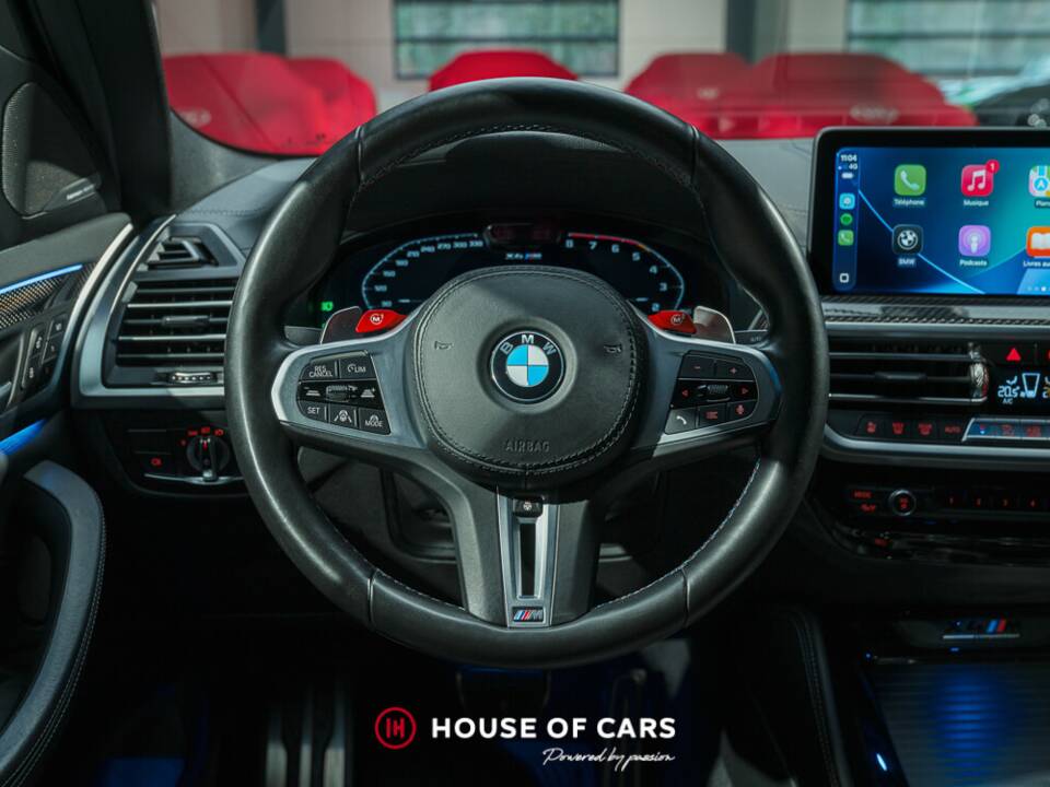 Image 15/24 of BMW X4 M (2022)