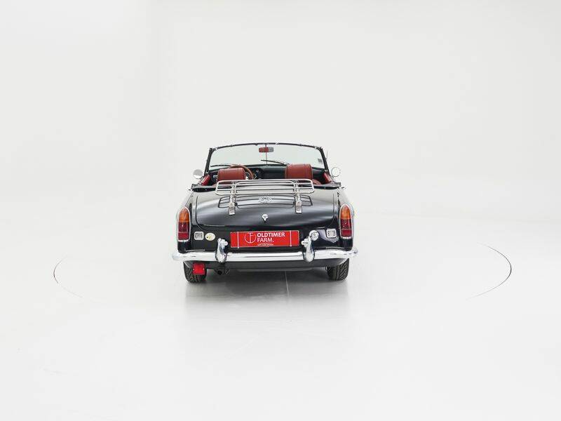 Afbeelding 7/15 van MG MGB (1968)