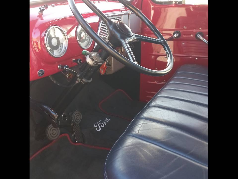 Image 6/16 of Ford F-1 Stepside (1952)