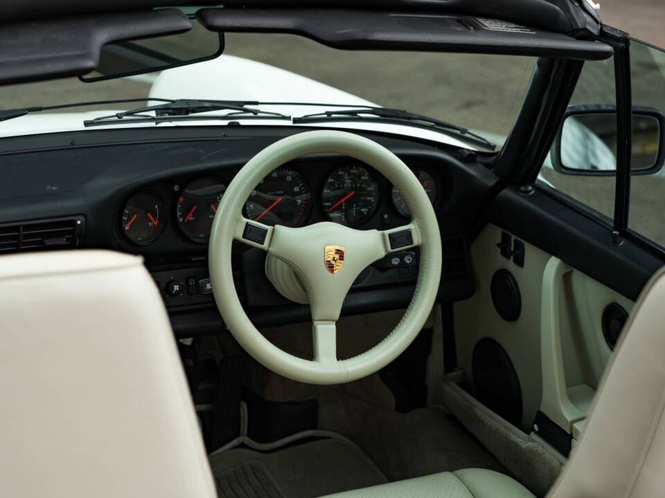 Bild 20/48 von Porsche 911 Carrera 2 (1990)