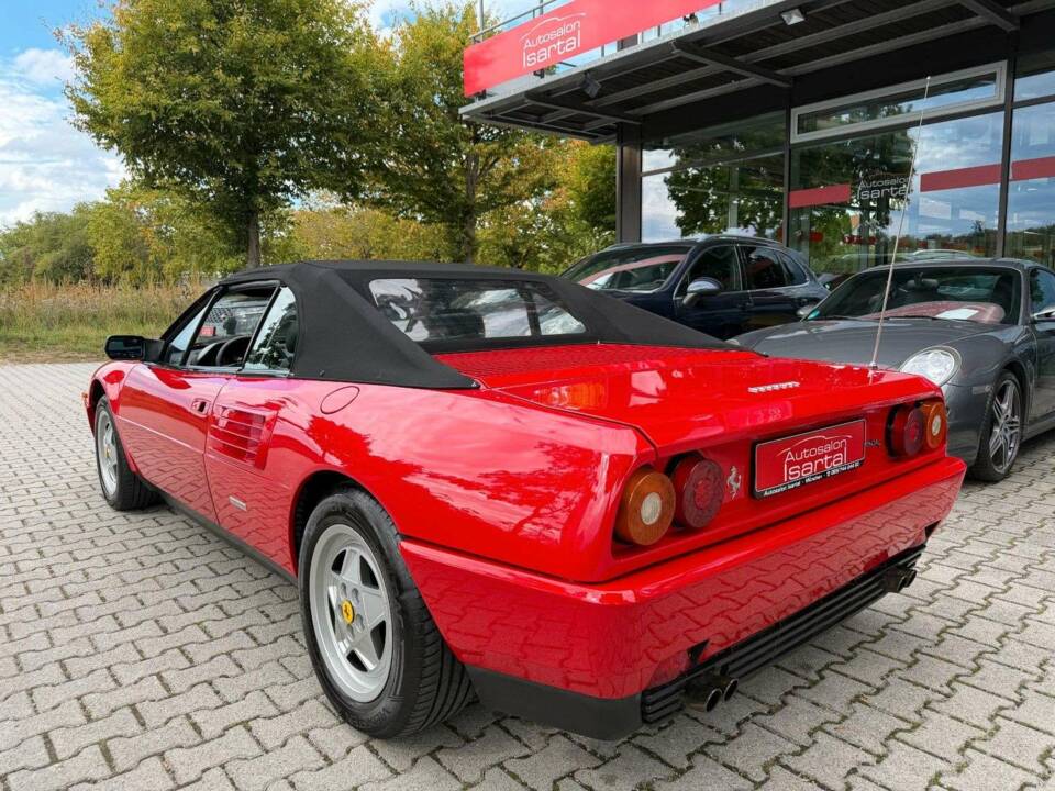 Afbeelding 5/33 van Ferrari Mondial T (1991)