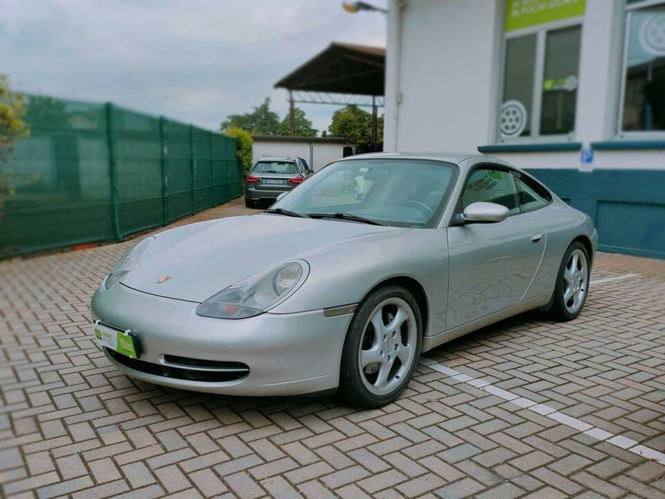 Bild 3/10 von Porsche 911 Carrera 4 (1999)